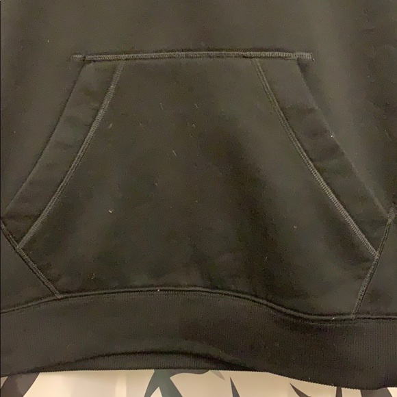 Under Armour Sweatshirt - Picture 4 of 8